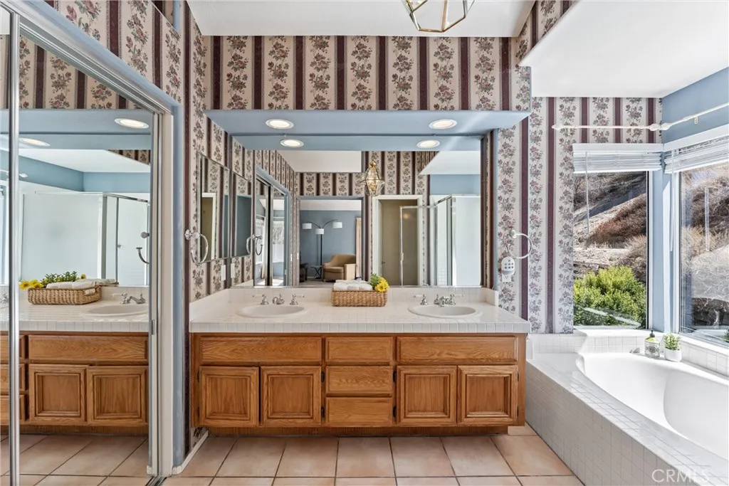 4150 San Ramon Drive, Corona, California 92882 home-pic-12